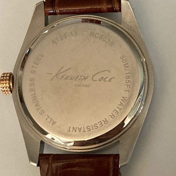 Kenneth Cole Watch - Picture 7 of 8